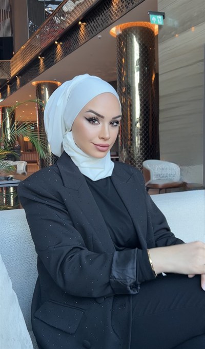 Ekru Salaş Bandanalı Bone