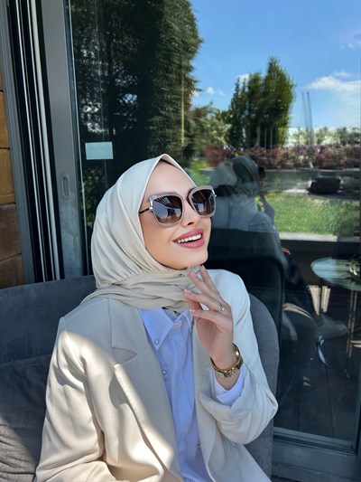 Fildişi Salaş Çıtçıtlı Eşarp