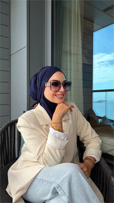 Lacivert Düz Mutli Hijab