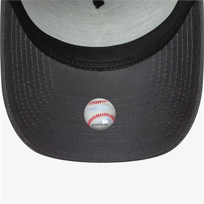 NEW ERA METALLIC EFRAME NEYYAN UNISEX KOYU GRİ ŞAPKA 60691278