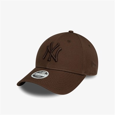 NEW ERA WMNS LGE ESS 9FORTY NEYYAN KAHVERENGİ KADIN ŞAPKA 60471462