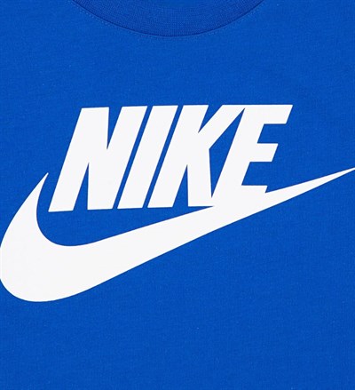 NIKE FUTURA EVERGREEN ERKEK ÇOCUK TİŞÖRT 86J575