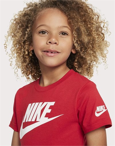 NIKE FUTURA EVERGREEN ERKEK ÇOCUK TİŞÖRT
