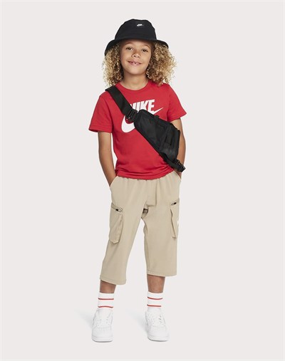 NIKE FUTURA EVERGREEN ERKEK ÇOCUK TİŞÖRT
