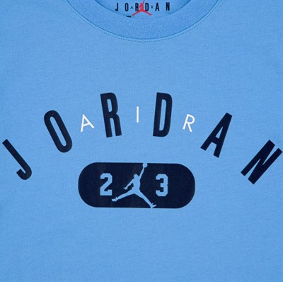NIKE JORDAN BRAND ARCH ERKEK ÇOCUK TİŞÖRT 95F485