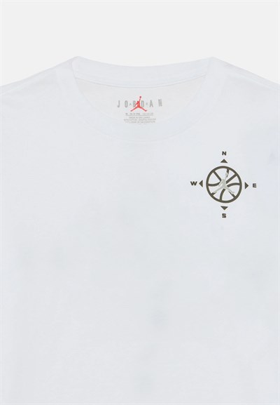 NIKE JORDAN COMPASS JUMPMAN ERKEK ÇOCUK TİŞÖRT 95F542