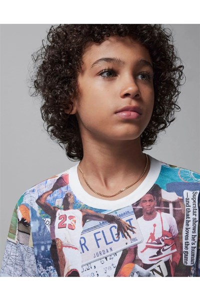 NIKE JORDAN MJ BROOKLYN COLLAGE AOP SS ERKEK ÇOCUK TİŞÖRT