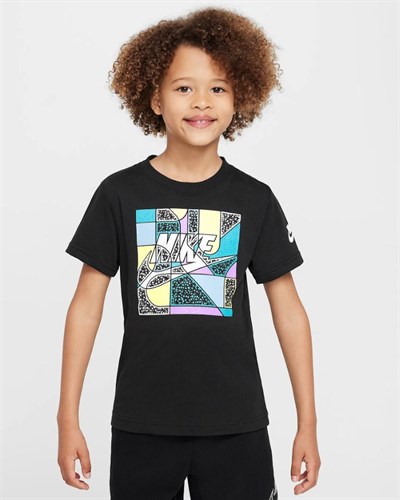 NIKE NKB FUTURA BLOCK ERKEK ÇOCUK TİŞÖRT