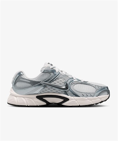 Nike V5 RNR Erkek Spor Ayakkabı HJ5228