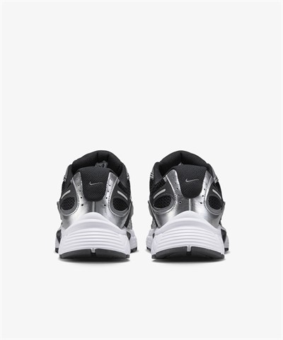 Nike V5 RNR Erkek Spor Ayakkabı HJ5228