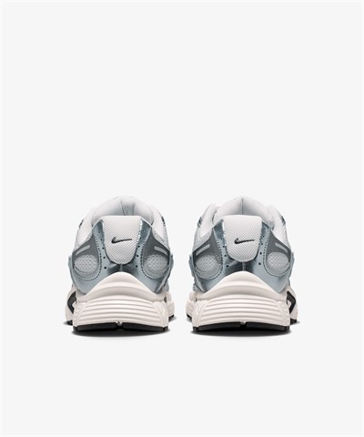 Nike V5 RNR Erkek Spor Ayakkabı HJ5228