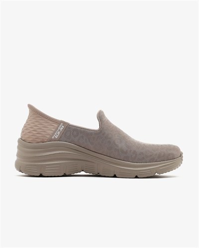SKECHERS FASHION FIT KADIN BAĞCIKSIZ SPOR AYAKKABI 896414TK