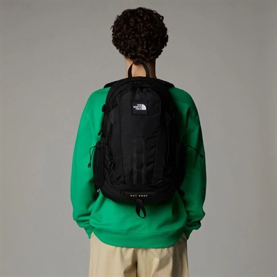 THE NORTH FACE HOT SHOT SE SIRT ÇANTASI NF0A3KYJ53R1