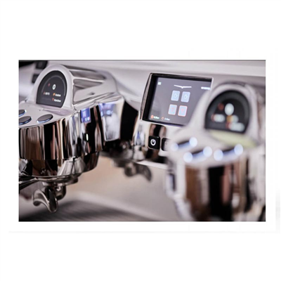 Victoria Arduino Black Eagle Maverick Volumetrik Espresso Kahve Makinesi, 3 Gruplu, Siyah
