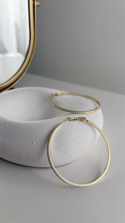 Lora Hoops Küpe