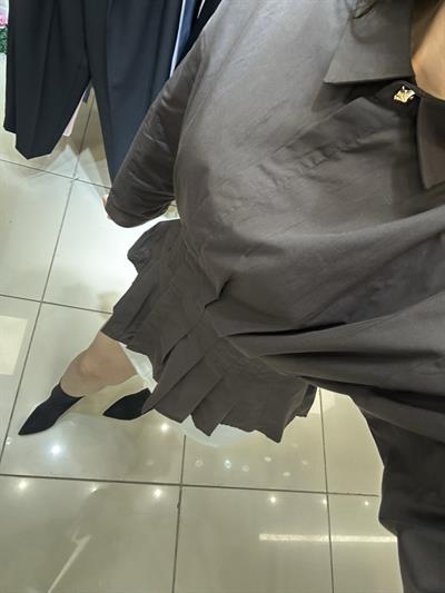 Gold Düğmeli Çok Pileli Acıkahve Premium Poplin Gömlek