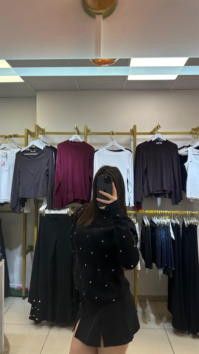 Siyah renk taşlı yumoş premium triko