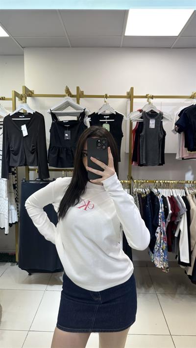 Uzun kollu marka tshirt