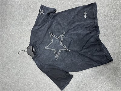 Yıkamalı Nakış Yıldız Baskılı T-Shirt