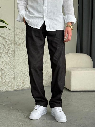 Straight Fit Siyah Pantolon 