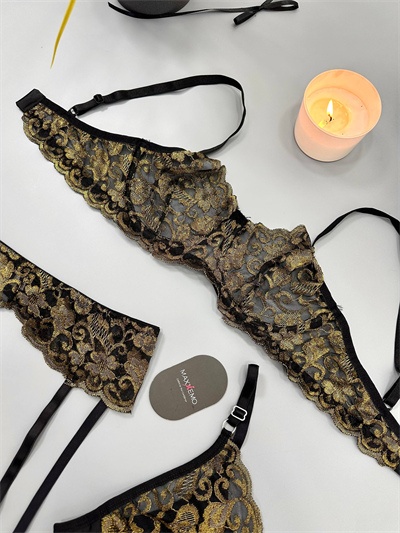 Black & Gold Jartiyer Takım
