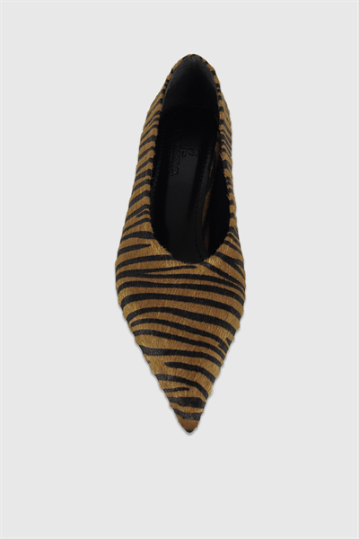 Clara Taba Siyah Desenli Sivri Burun Kadın Stiletto