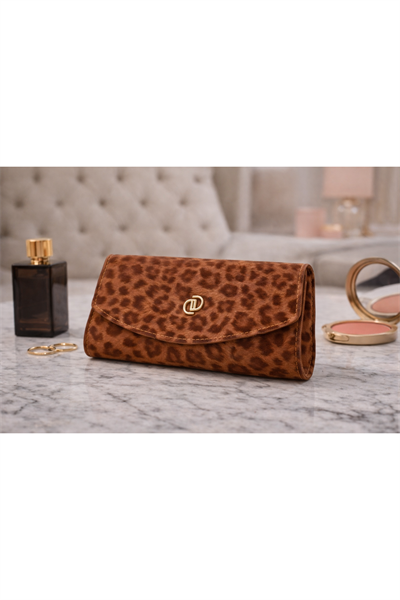 Kahverengi Leopar Desenli Gold Logolu Kadın Portföy Çanta | Kahverengi T8309