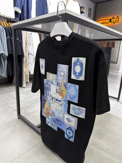 Kadife Aplikeli Siyah Oversize Tshirt