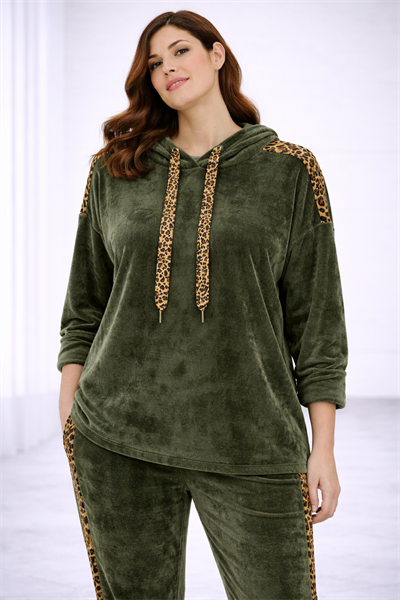 İtalyan Leopar Desenli Kapuşonlu Takım 2510AB25 - 13129 - 12546