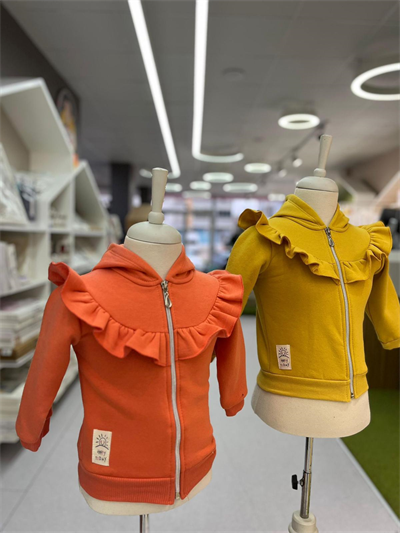 KAPŞONLU ŞARDONLU TURUNCU HIRKA