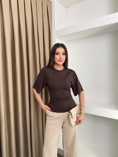 Arka Bağcıklı Belden Oturtmalı Tişört Kahve