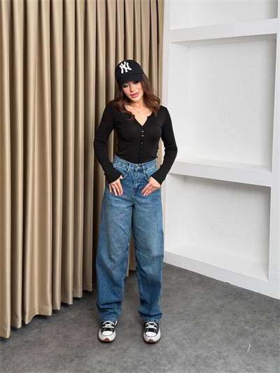 Arkası Tokalı Dizi Pensli Baggy Jean