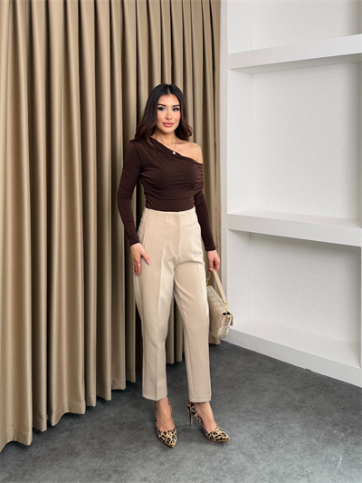 Asimetrik Yaka Bluz Kahve
