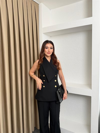 Asimetrik Yakalı Gold Düğmeli Takım Siyah