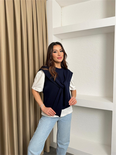 Atkı Görünümlü Triko Süveter Lacivert