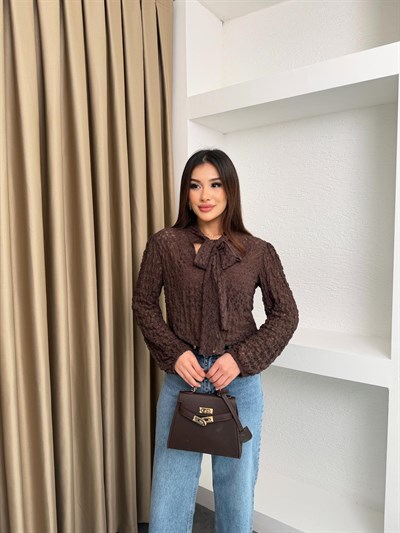 Bağlama Detaylı Dantel Bluz Kahve