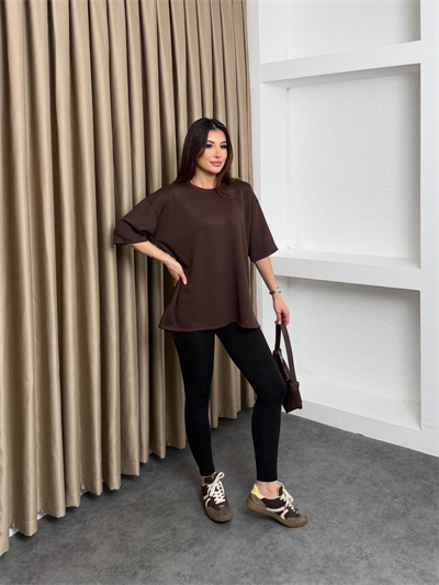 Bisiklet Yaka Yanı Yırtmaçlı Modal Kumaş Basic Tshirt Kahve