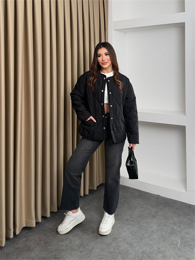 Çıkarılabilir Kapüşonlu Kapitone Ceket Siyah