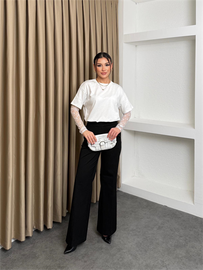 Dantel Kollu Tişört Beyaz