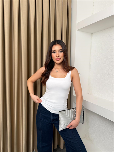 Kalın Askılı Kare Yaka Bluz Beyaz