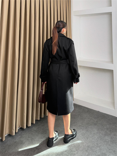 Kol Düğme Detaylı Beli Kuşaklı Kaşe Kaban Siyah