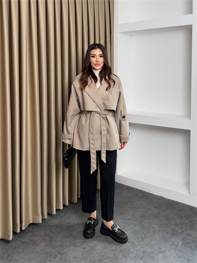 Kuşaklı Ara Boy Standart Oversize Kaşe Kaban Bej