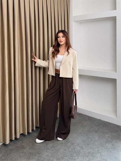 Lamineli Crop Ceket Krem