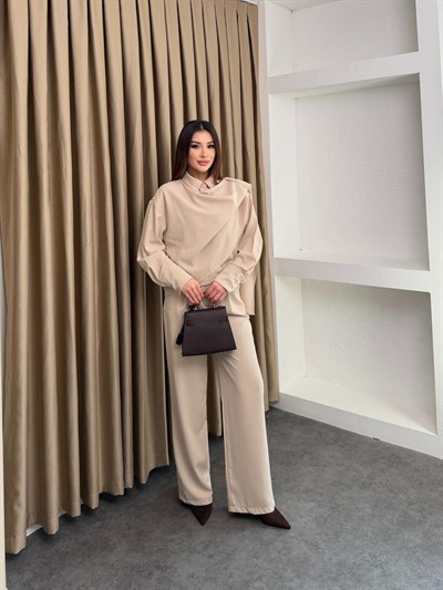 Şal Yaka Takım Bej