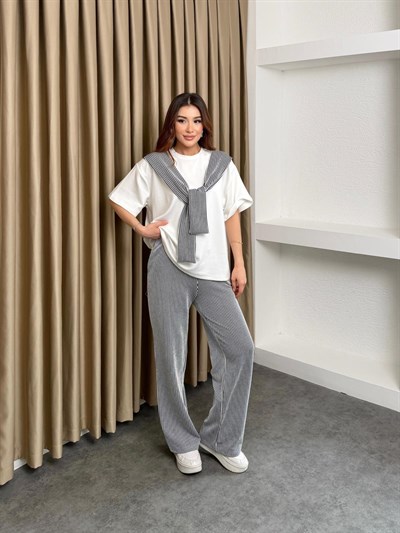 Suyolu Atkılı Modal Tişört ve Su Yolu Pantolonlu Takım Siyah