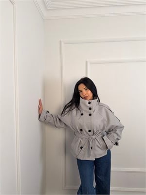 Yüksek Yaka Detay Kuşaklı Kaşe Trenç