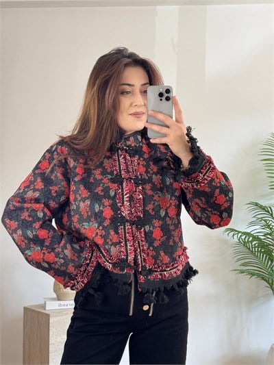 Çiçek Desenli Püskül Detaylı Ceket