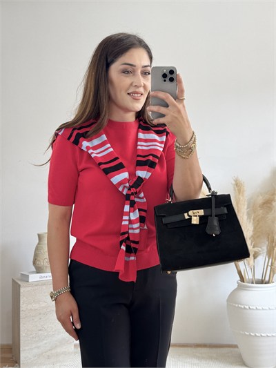 Çizgili Şal Detaylı Triko Bluz-Kırmızı