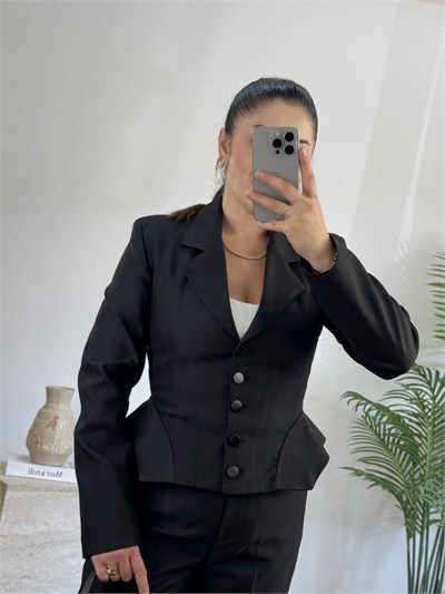 Korsaj Kesim Düğmeli Blazer Ceket