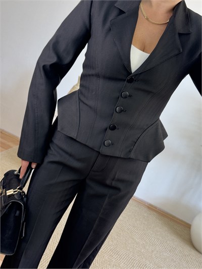 Korsaj Kesim Düğmeli Blazer Ceket